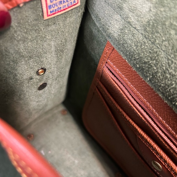 Stunning Dooney & Bourke ๐ - Picture 6 of 12